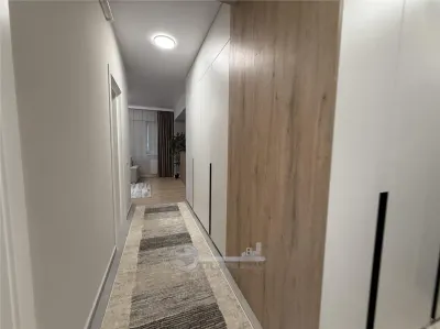 2 CAM , CENTRU PODU ROS PALAS, PARCARE , LUX - foto 19