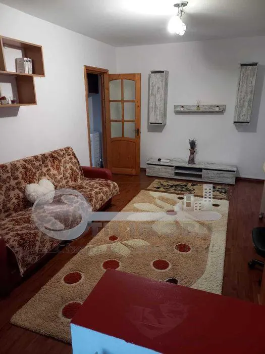Apartament 2 camere | Zimbru | Etaj 2 | Centrală | Balcon închis | - foto 1