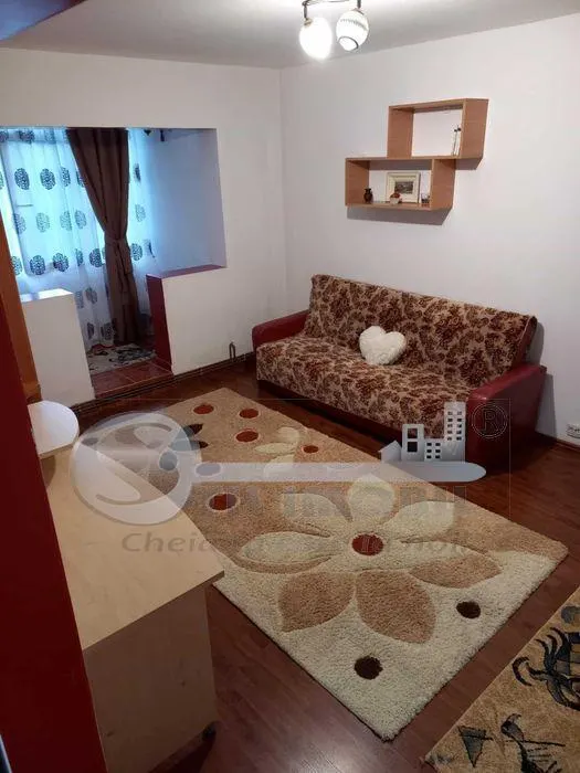 Apartament 2 camere | Zimbru | Etaj 2 | Centrală | Balcon închis | - foto 2
