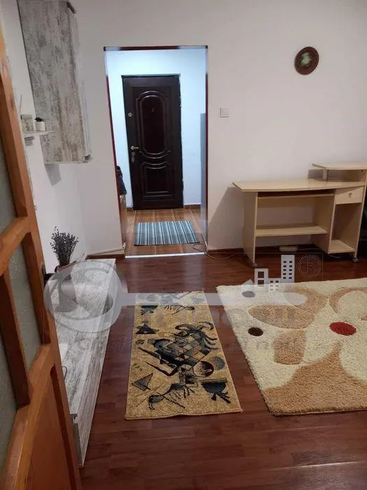 Apartament 2 camere | Zimbru | Etaj 2 | Centrală | Balcon închis | - foto 3