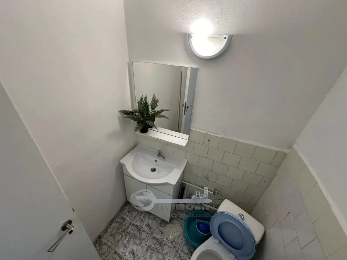 Apartament 3 camere, boxă și potențial investițional remarcabil, în zonă ultracentrală, la 3 minute de UMF - foto 5
