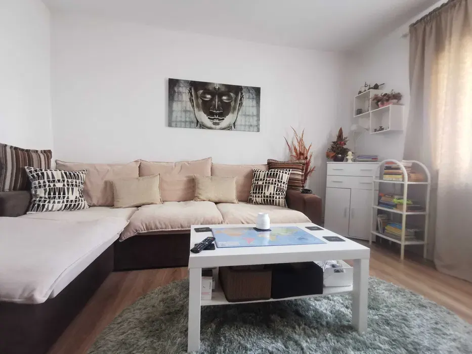 Vila Individuala Poitiers - 750 euro (negociabil) - foto 3