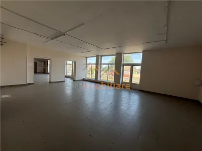 SPATIU COMERCIAL | 380 MP | STRADA PRINCIPALA | CIUMEGHI - foto 4