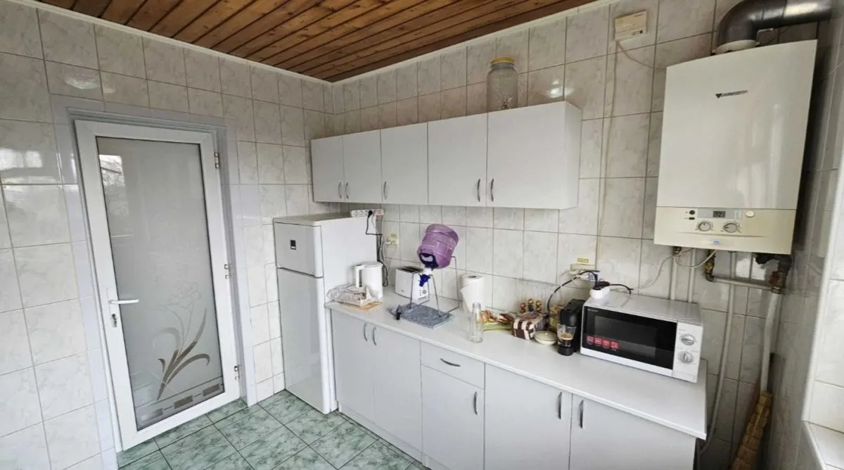 Casă de închiriat - 750 euro - foto 5