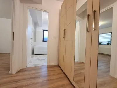 Apartament 2 camere de vanzare Bucium, bloc 2023, curte proprie 35 mp - foto 3