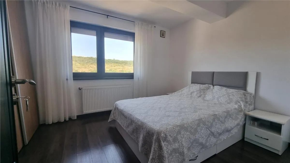 Apartament cu 4 camere - etaj 2/3 - Rediu - Casablanca - foto 4