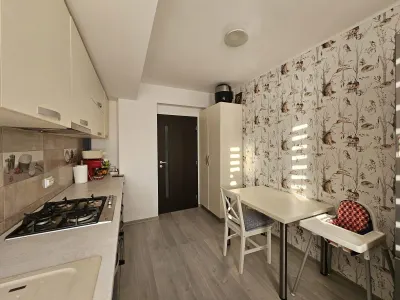 Bucium apartament 3 camere decomandat 145.000 euro - foto 10