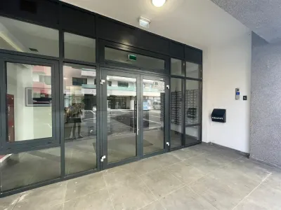 1 CAM CENTRU PALAS , PARCARE,PRIMA INCHIRIERE UNIREA TOWERS DEC - 430EUR - foto 10