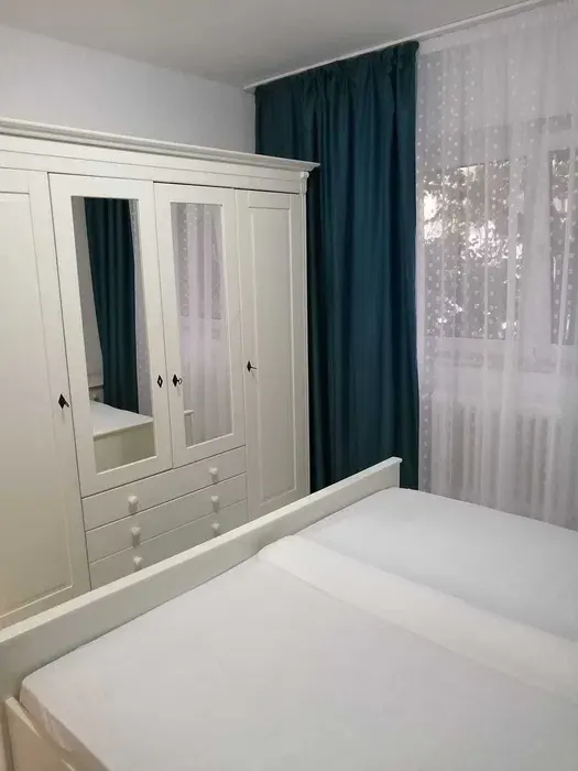 Apartament 2 camere decomandat Nicolina - 450 euro - foto 2