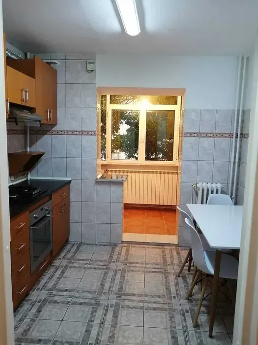 Apartament 2 camere decomandat Nicolina - 450 euro - foto 7