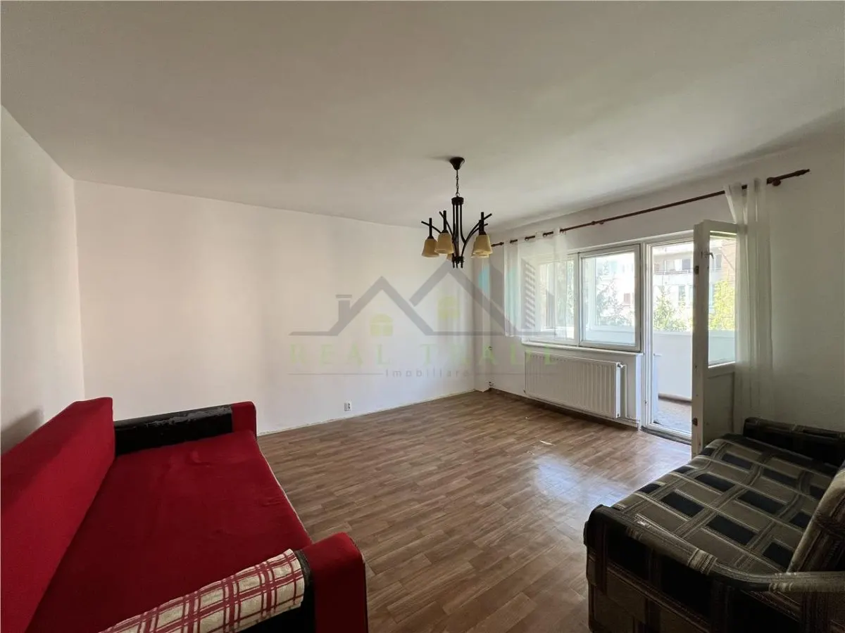 Apartament 2 camere decomandat etaj intermediar Centrul Civic - foto 1