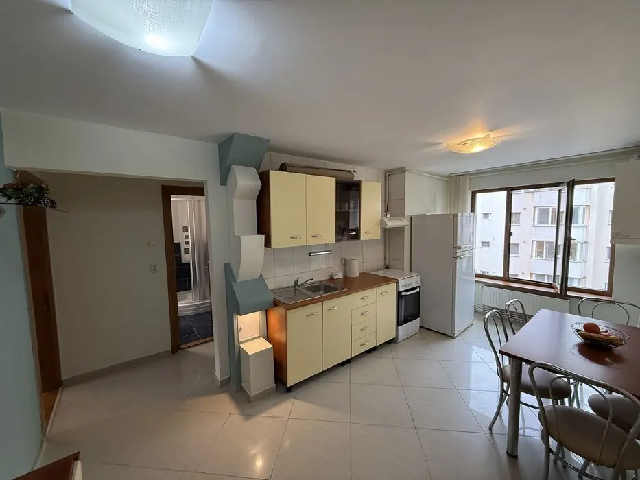 Apartament 2 camere Grivitei(aula universitatii),decomandat,mobilat,120000 Euro - foto 2