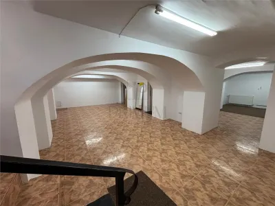 SAGULUI - SPATIU COMERCIAL  - ACCES STRADAL - CENTRALA PROPRIE - PROASPAT RENOVAT - foto 2