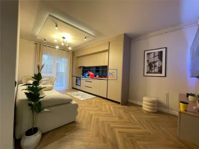 Vanzare apartament 3 camere de LUX zona Terra Floresti - Floresti