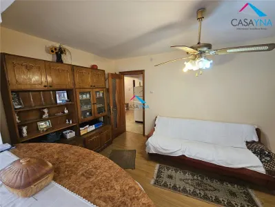 2 Decomandate, zona Narcisa, etaj intermediar - Bacau