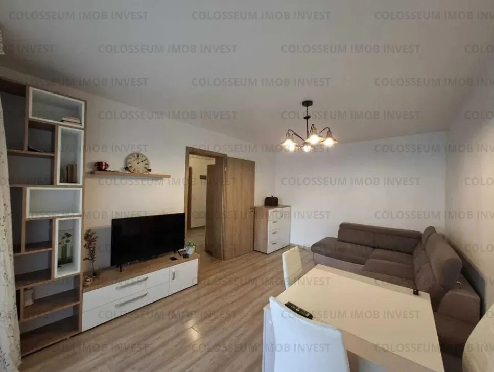 Apartament 2 camere, decomandat - zona Tractorul - foto 1