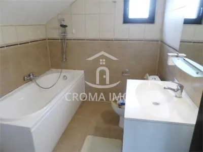 Inchiriere Casa 3 camere, curte proprie, zona Albert, Ploiesti - foto 22