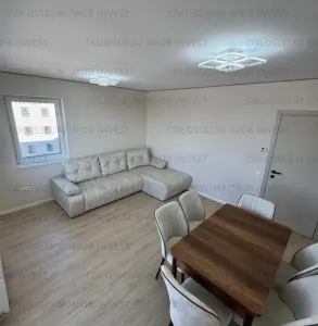 Apartament 3 camere, decomandat - zona Tractorul - foto 1