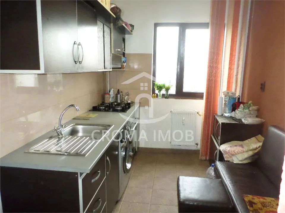 Apartament 2 camere vanzare in Ploiesti, zona Vest - foto 4