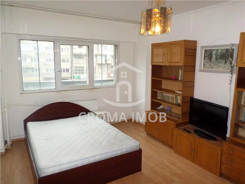 Vanzare apartament 2 camere, zona Republicii - foto 4