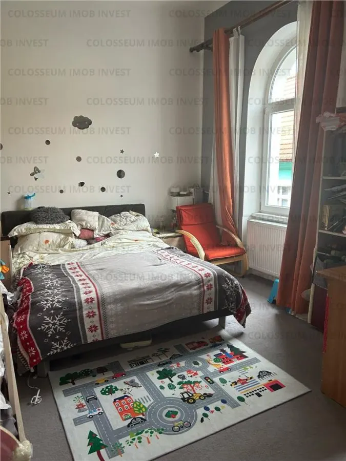 Apartament cu 3 camere, in casa - zona Schei - foto 1