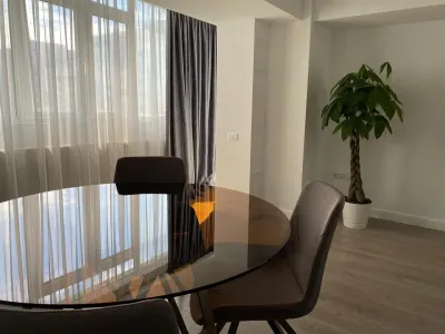 Vanzare apartament 3 camere, deosebit, Titulescu - Victoriei, loc de parcare - foto 7