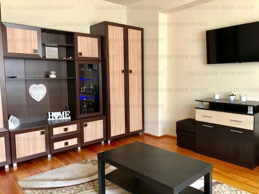 Apartament cu 3 camere- zona Centru Istoric - foto 1
