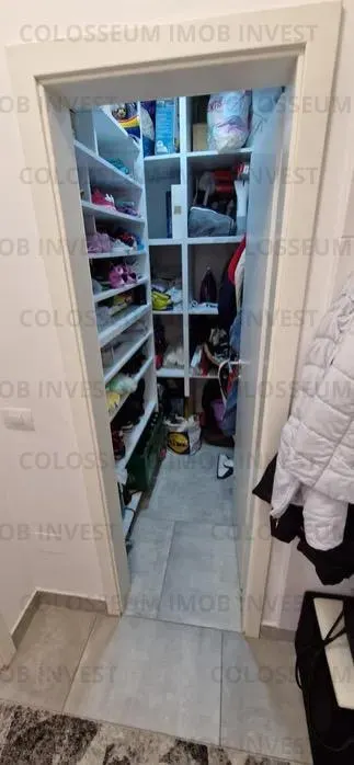 Apartament 2 camere , decomandat -zona Tractorul - foto 6