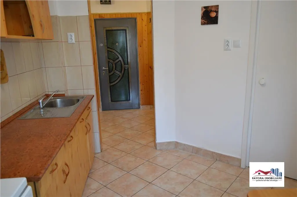 Apartament cu 2 Camere de Inchiriat in Zona Tudor - foto 7