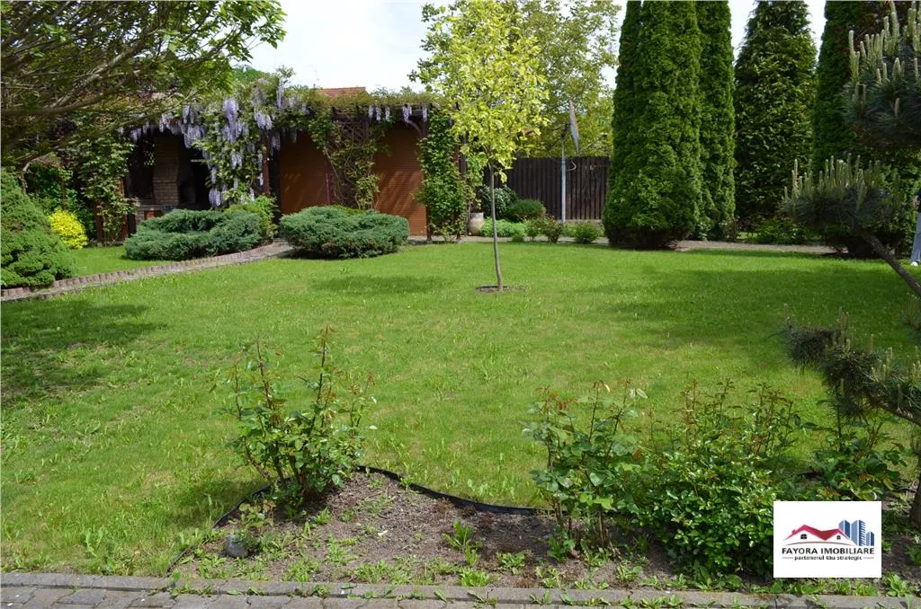 Casa Superba de Inchiriat Mobilata Lux in Sangeorgiu de Mures - foto 11
