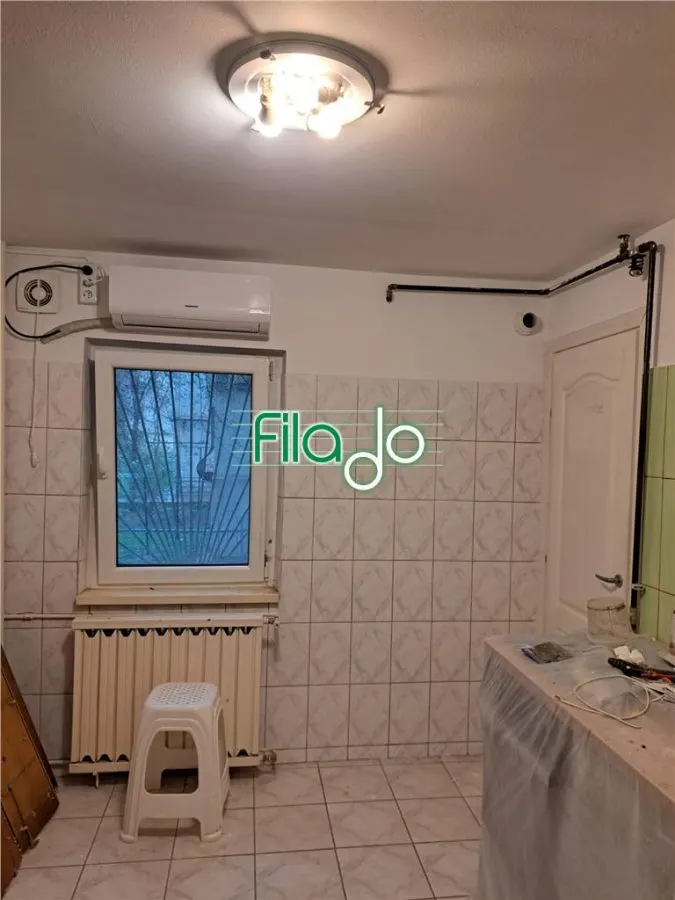 Vanzare apartament 2 camere Vitan Mall - foto 1