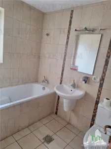 Penthouse etaj 3 si 4 in Dorobanti cu 2 locuri de parcare si boxa - foto 14