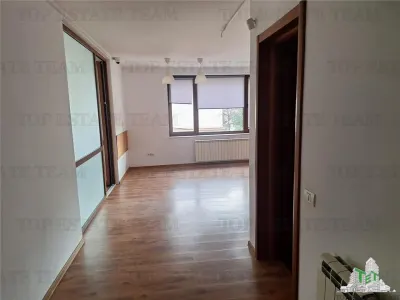 Penthouse etaj 3 si 4 in Dorobanti cu 2 locuri de parcare si boxa - foto 19