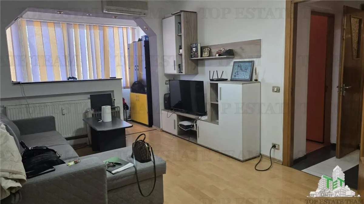 Apartament luminos de vanzare cu 2 camere in zona Crangasi- disponibil imediat- pret redus! - foto 1