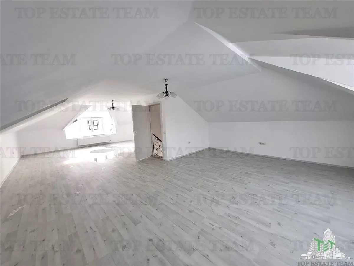 For Sale/Villa Family/Complex Privat/Lac/Crevedia - foto 17