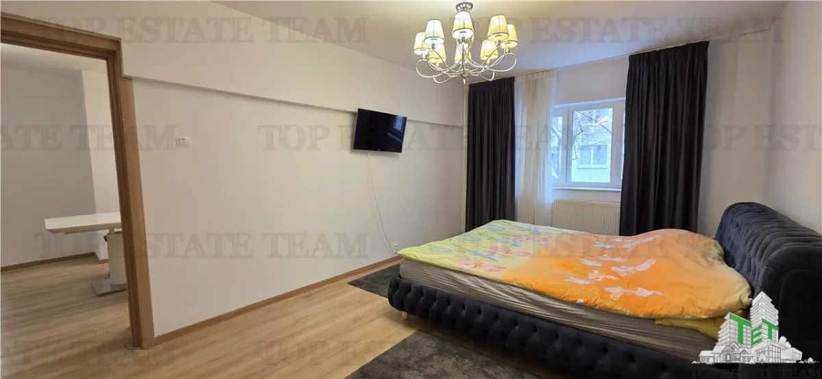 Vanzare Apartament 3 Camere , Crangasi - Ceahlau - foto 1