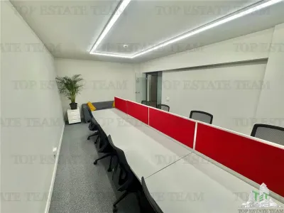 Spatiu comercial / office ultracentral de inchiriat complet utilat/recompartimentare la cerere  + parcari - foto 7