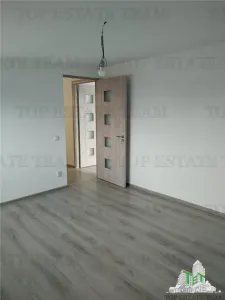 Vila individuala cu 5 camere,  2 terase, 4 locuri de parcare, 350mp teren imprejmuit si toate utilitatile in Cornetu, Ilfov - foto 9