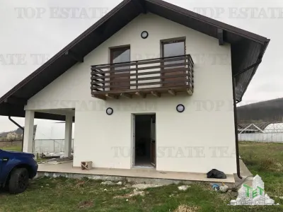 Oportunitate Unica - Teren de 321700 mp ideal pentru Dezvoltare Turistica, Agroturism sau Ferma - foto 2