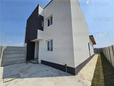 Domnesti/ Vanzare casa duplex stil mediteranean - foto 4
