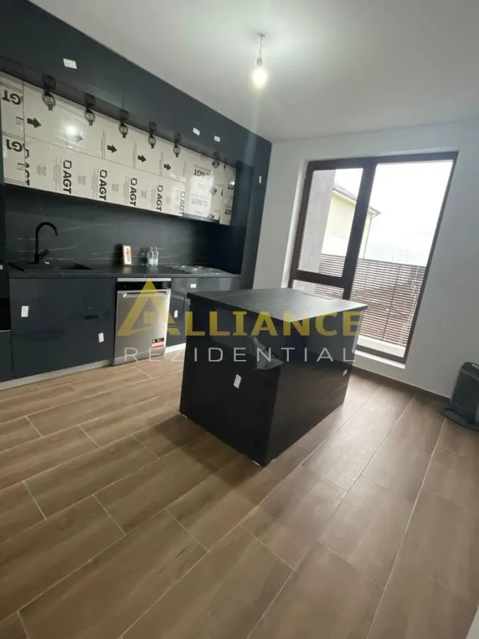 Casa individuala - 300 mp  - 5 camere - 3 bai - foto 12