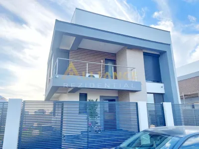 Casa individuala - 300 mp  - 5 camere - 3 bai - foto 4