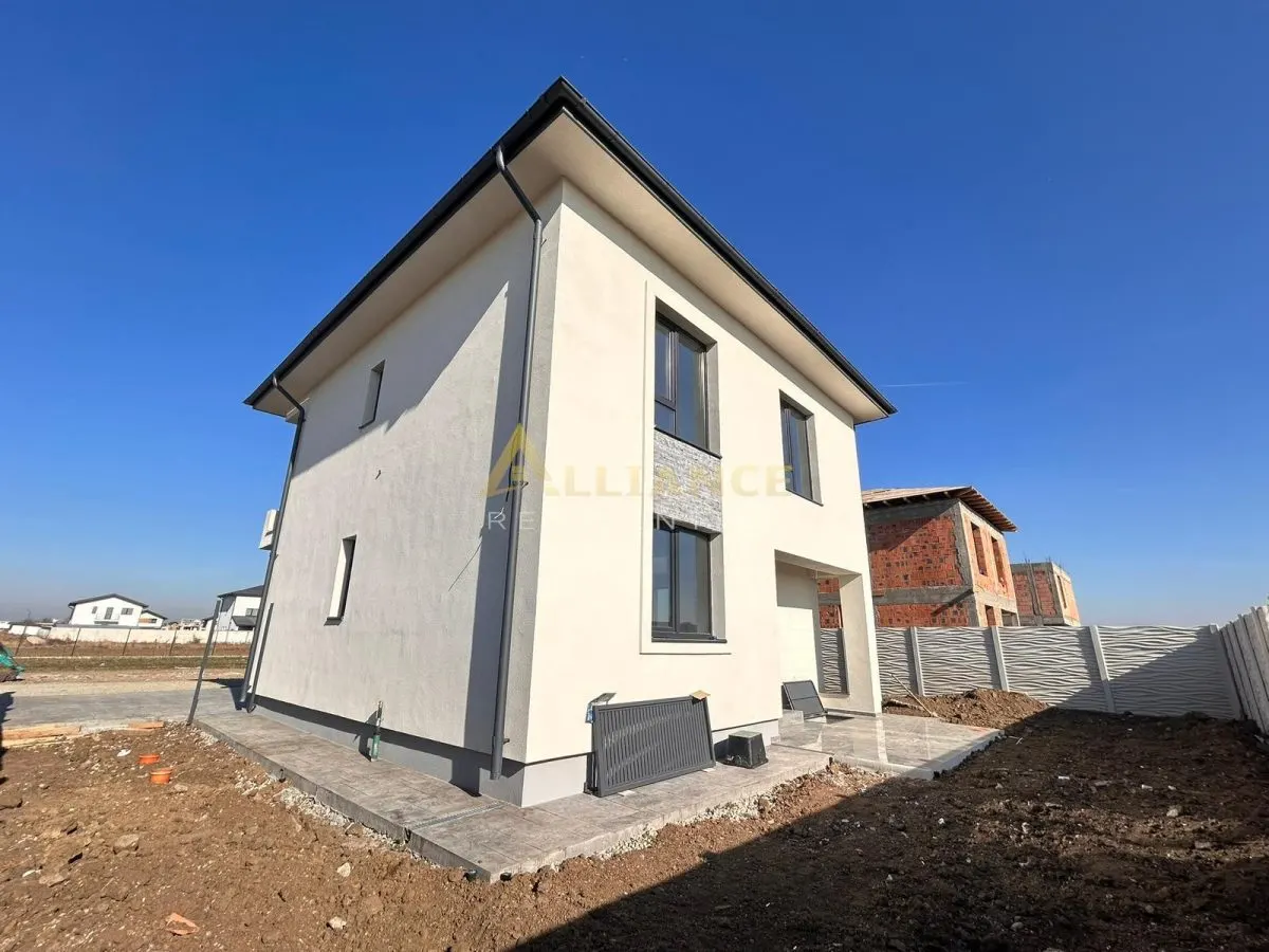 Casa Individuala de vanzare - Teren 350 mp | 4 camere - 3 bai - foto 4