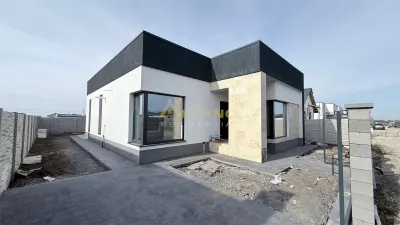 Casa Individuala - 4 camere - 2 bai - 371 mp teren - foto 2