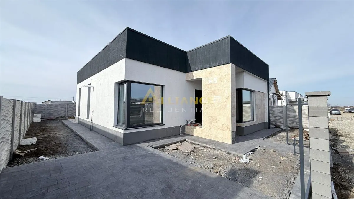 Casa Individuala - 4 camere - 2 bai - 371 mp teren - foto 2