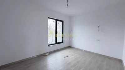 Casa Individuala - 3 camere - 1 baie - 250mp teren - foto 7