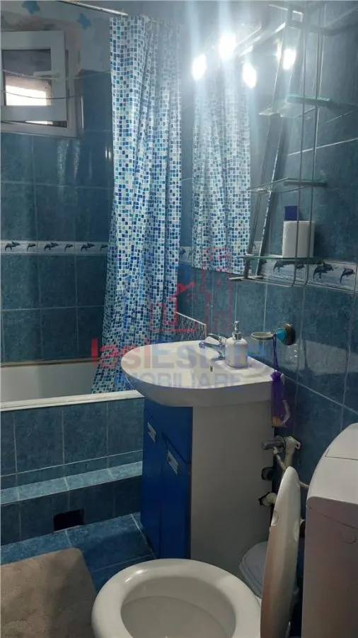 Apartament 2 camere Podu Ros Bd Socola - foto 16
