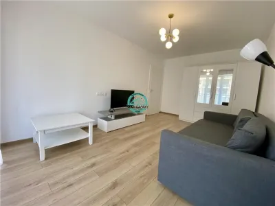 Apartament cu 2 camere de inchiriat, decomandat, complex  Maurer Residence - foto 10