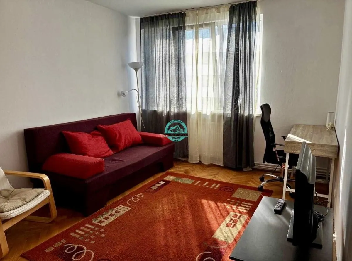 Apartament cu 2 camere de vanzare, mobilat si utilat in Cornisa - foto 2
