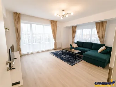 Apartament cu 3 camere, decomandat, regim vila, terasa, 2bai, Tractorul, Brasov - Brasov